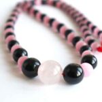 Kaya, long women's necklace, Onyx, Cat's Eye and Rose Quartz - Image 6