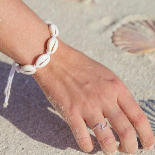Shells, modern wrist bracelets - in two variations - Image 4